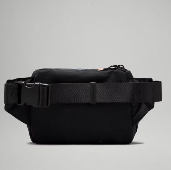 Lululemon Clean Lines Belt Bag Cam