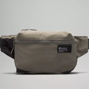 Lululemon Clean Lines Belt Bag